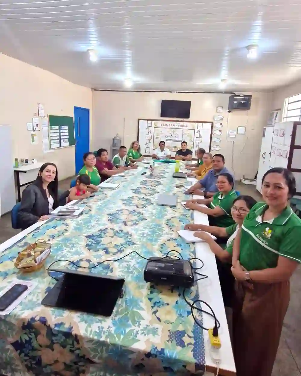 Reunião da equipe escolar