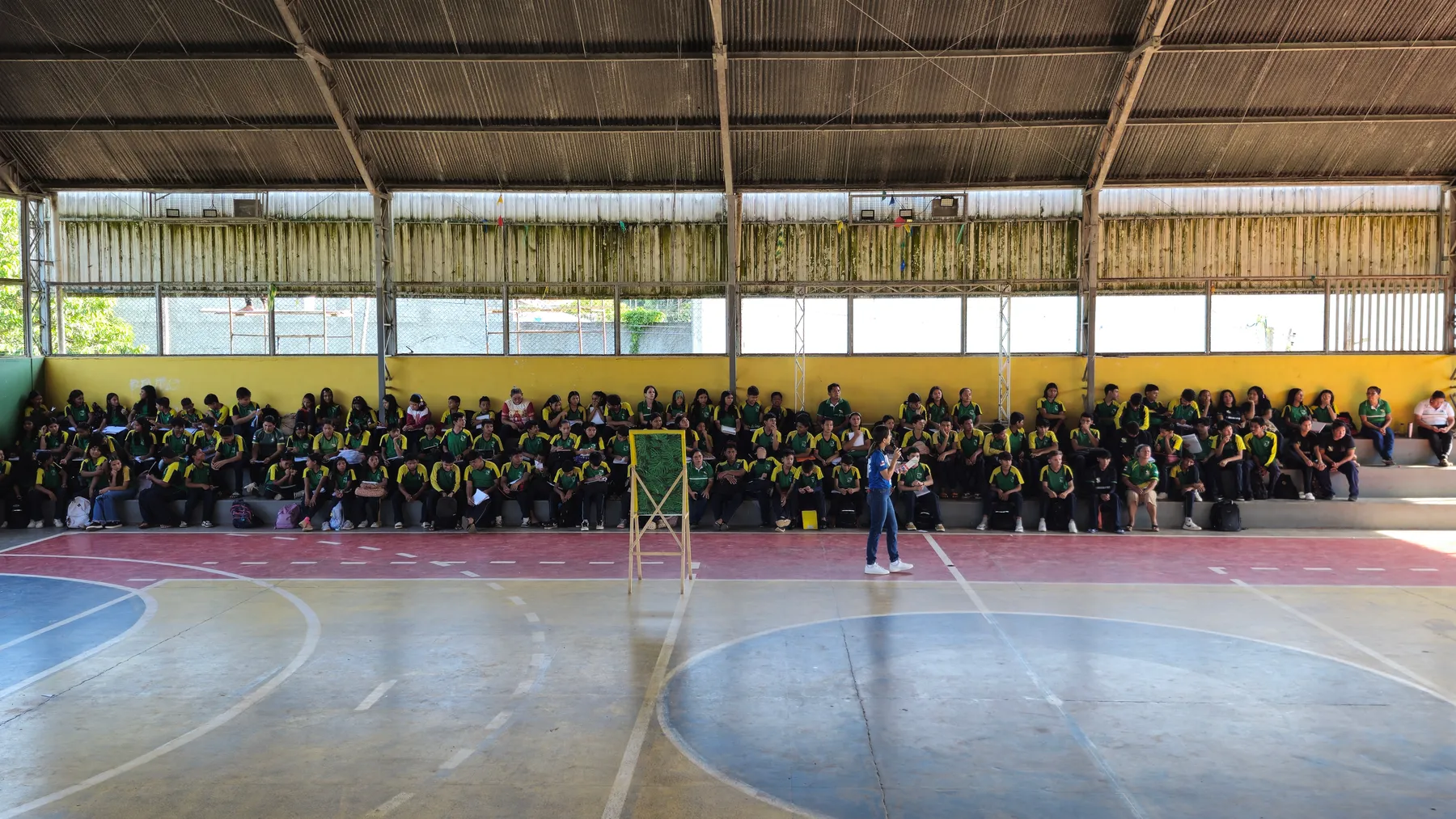 A E. E. Angelina Palheta Mendes recebe a equipe do PSE para palestra de prevenção